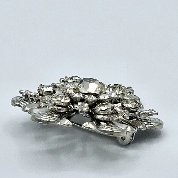 Fleur De Lis Brooch Vintage Renaissance Pic Crystal Silver Tone Estate Jewelry - Picture 5 of 12